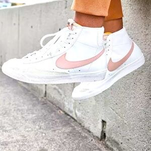 Nike Womens Blazer 77 Mid White and Pink
